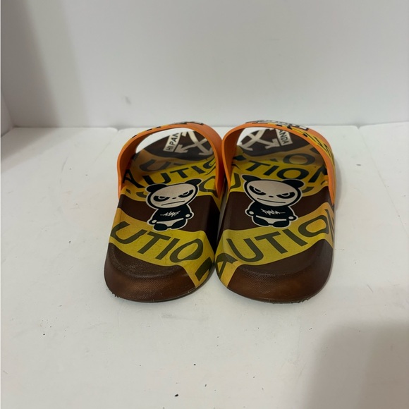 panda slides which open-toed sandal featuring a design with a panda on the strap - Picture 5 of 6